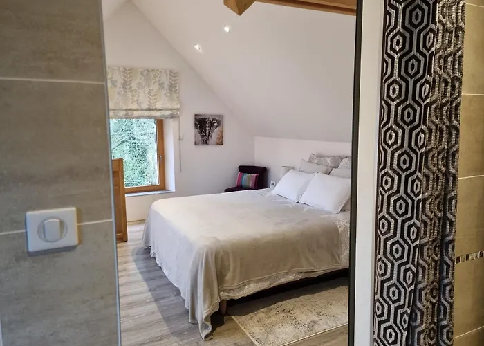 De La Filuziere * La Mouche