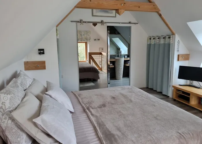 De La Filuziere * La Mouche